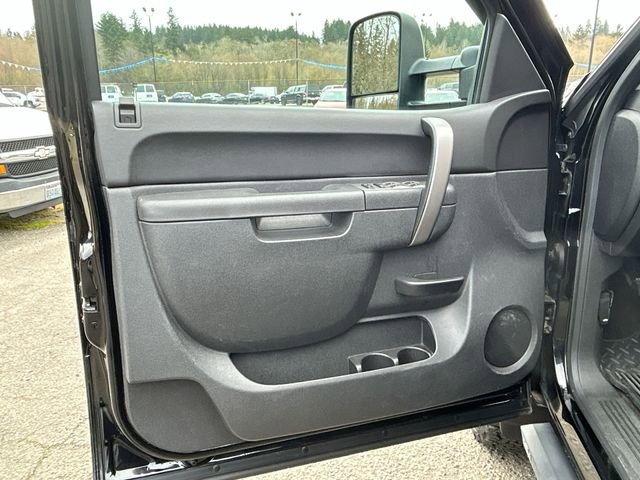 Used 2013 Chevrolet Silverado 2500 LT w/ Interior Plus Package image 18