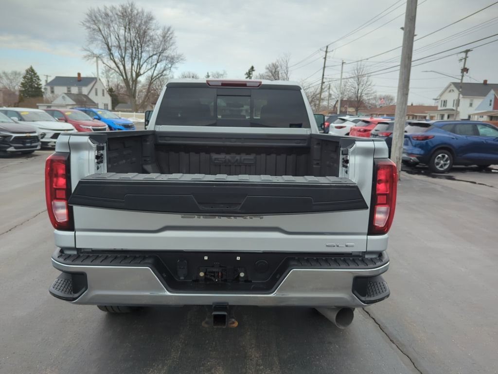Used 2023 GMC Sierra 2500 SLE w/ SLE Value Package; image 9