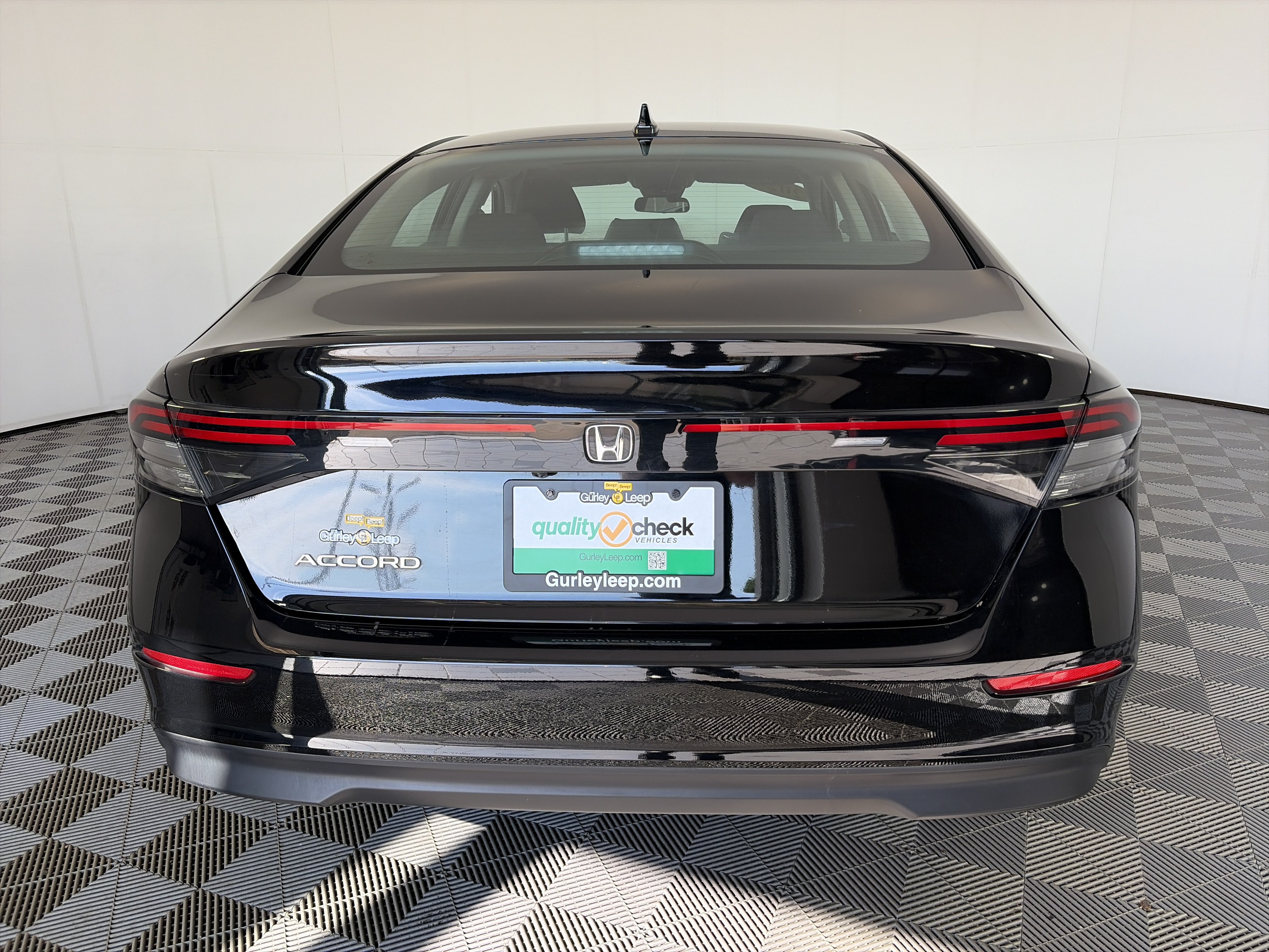 Used 2024 Honda Accord EX image 9