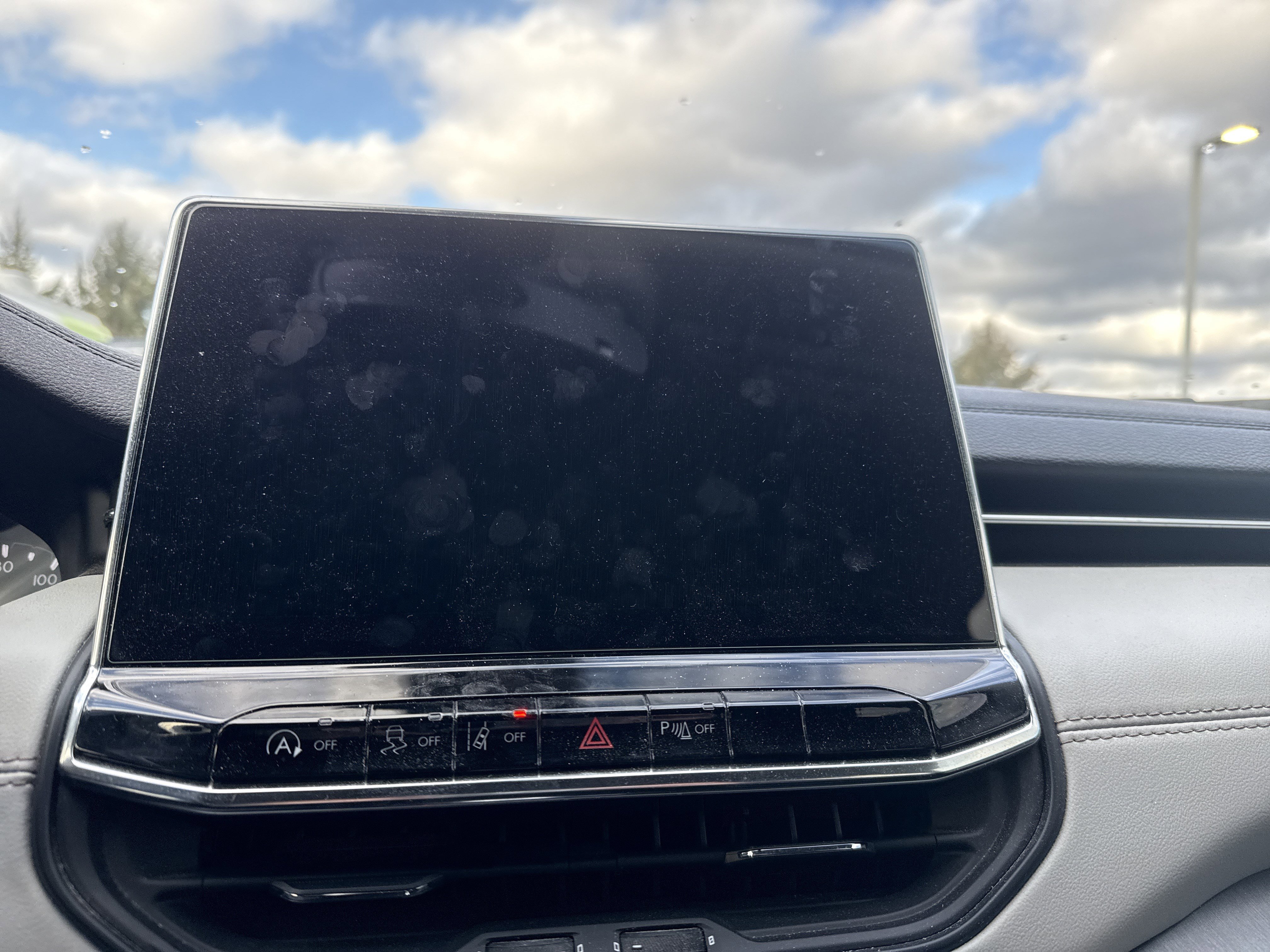 Certified 2022 Jeep Compass Limited w/ Sun and Sound Group image 18