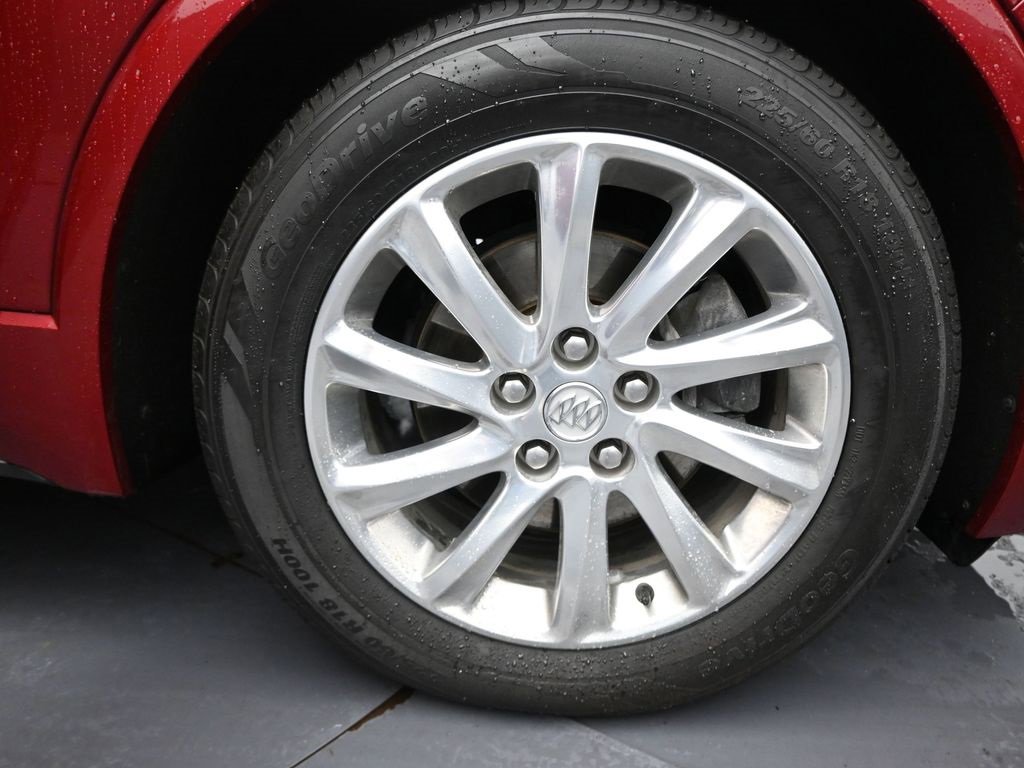 Used 2020 Buick Envision Essence image 29