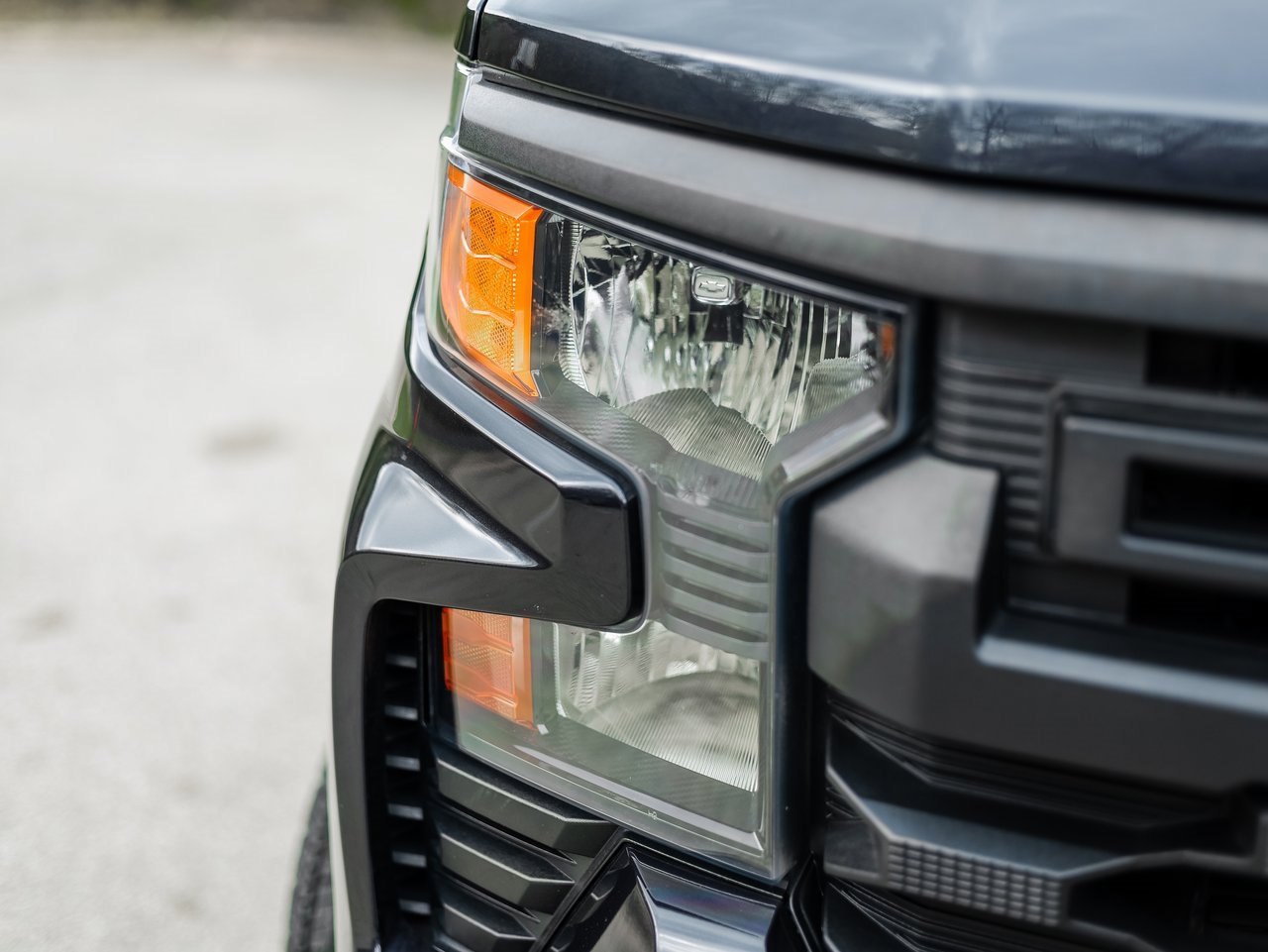 Used 2022 Chevrolet Silverado 1500 Custom image 12