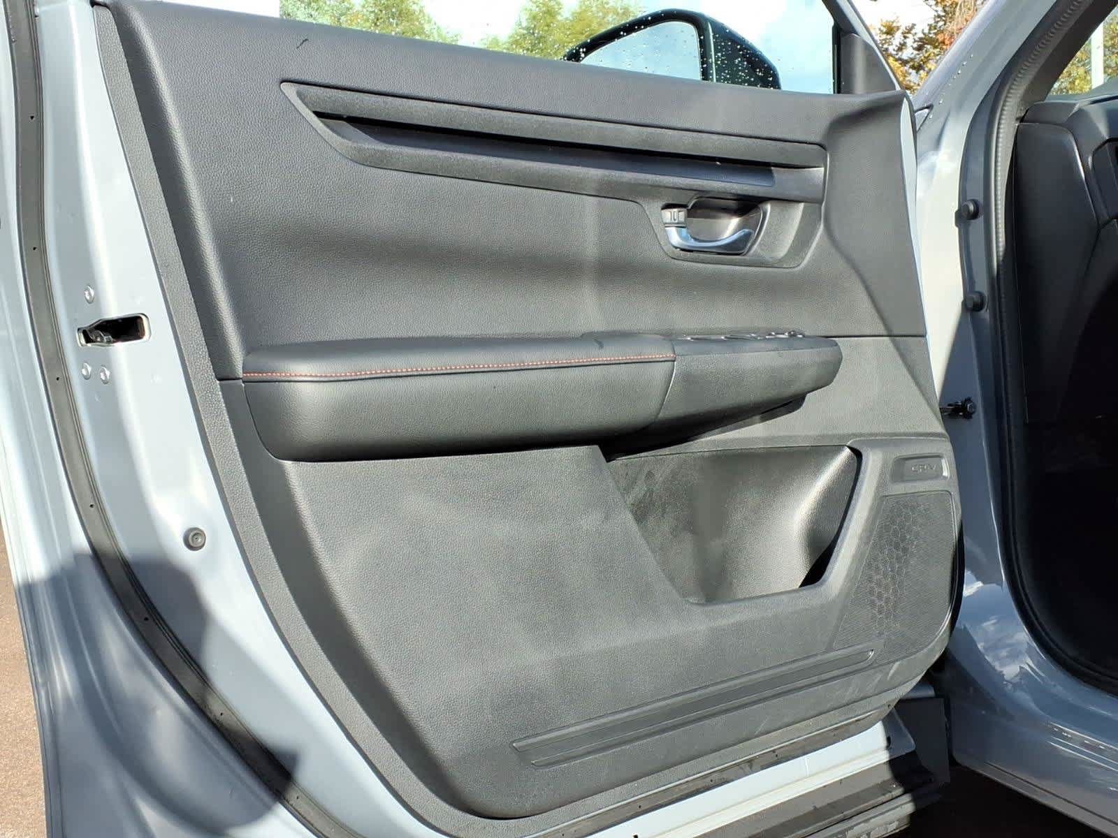 Used 2026 Honda CR-V TrailSport image 13