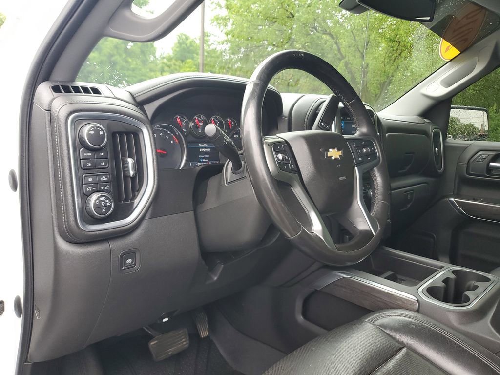 Used 2019 Chevrolet Silverado 1500 LTZ AWD/4WD image 16