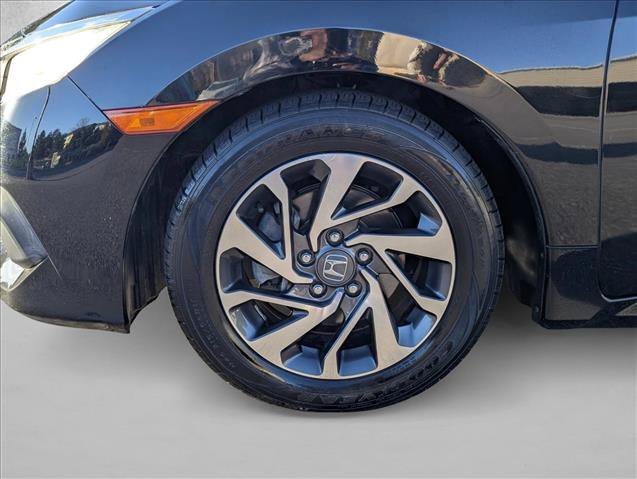 Used 2016 Honda Civic EX image 9