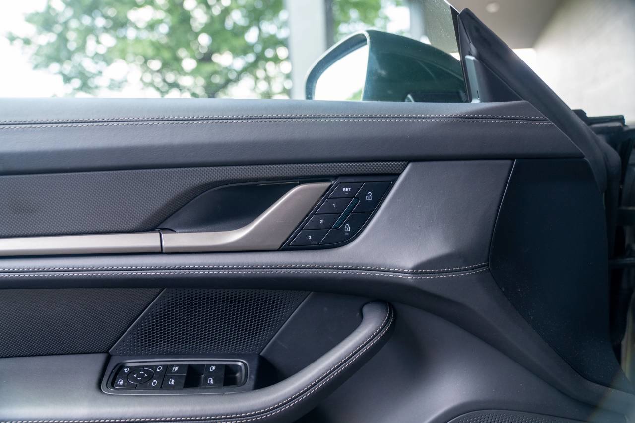 New 2025 Porsche Taycan Turbo S AWD/4WD image 26