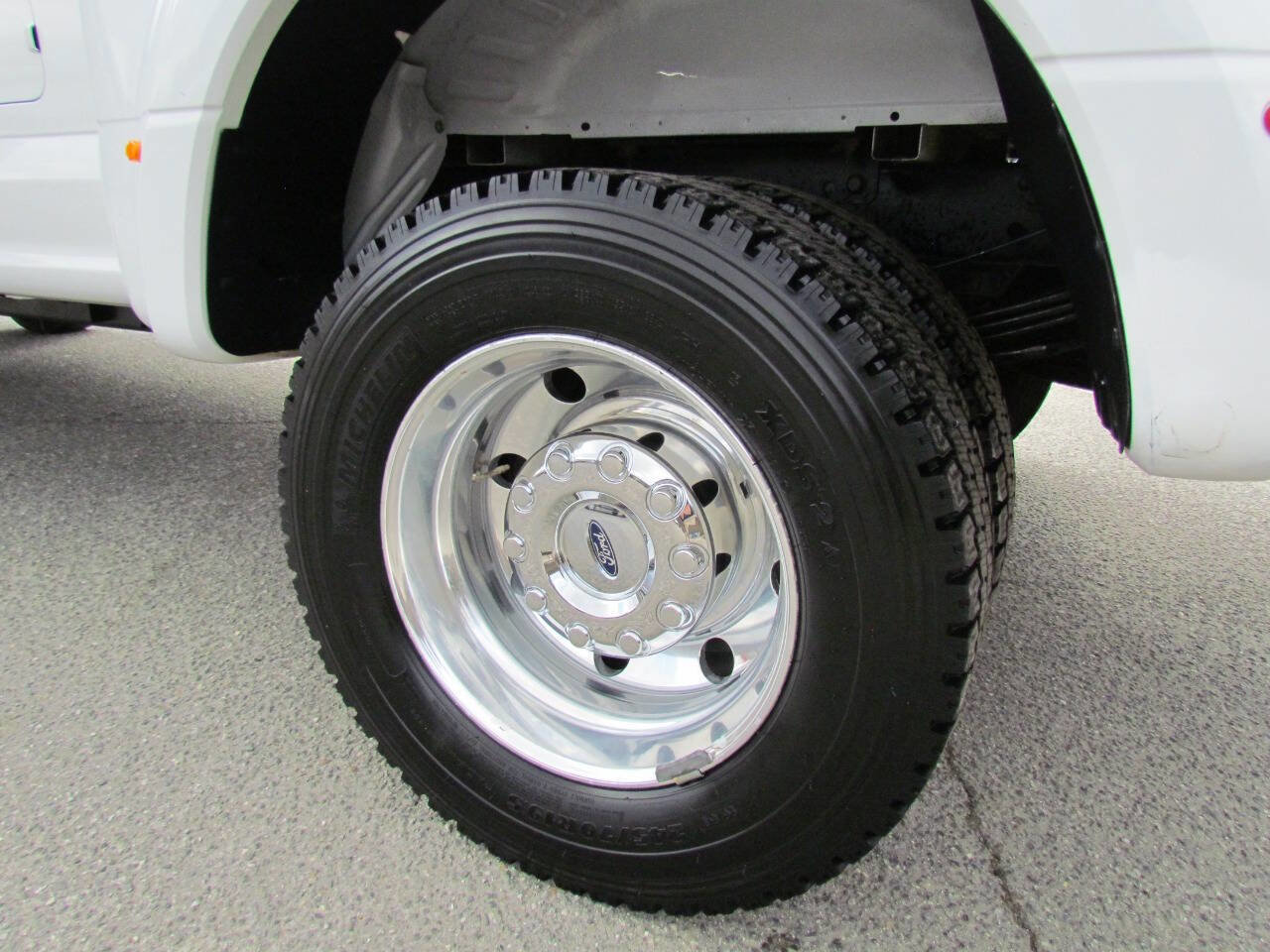 Used 2018 Ford F450 XL w/ XL Value Package image 26