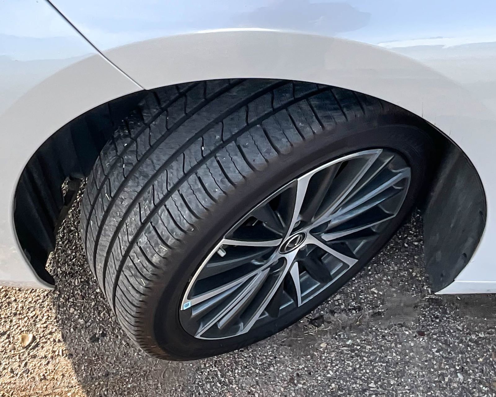 Used 2023 Lexus ES 350 w/ Premium Package image 21