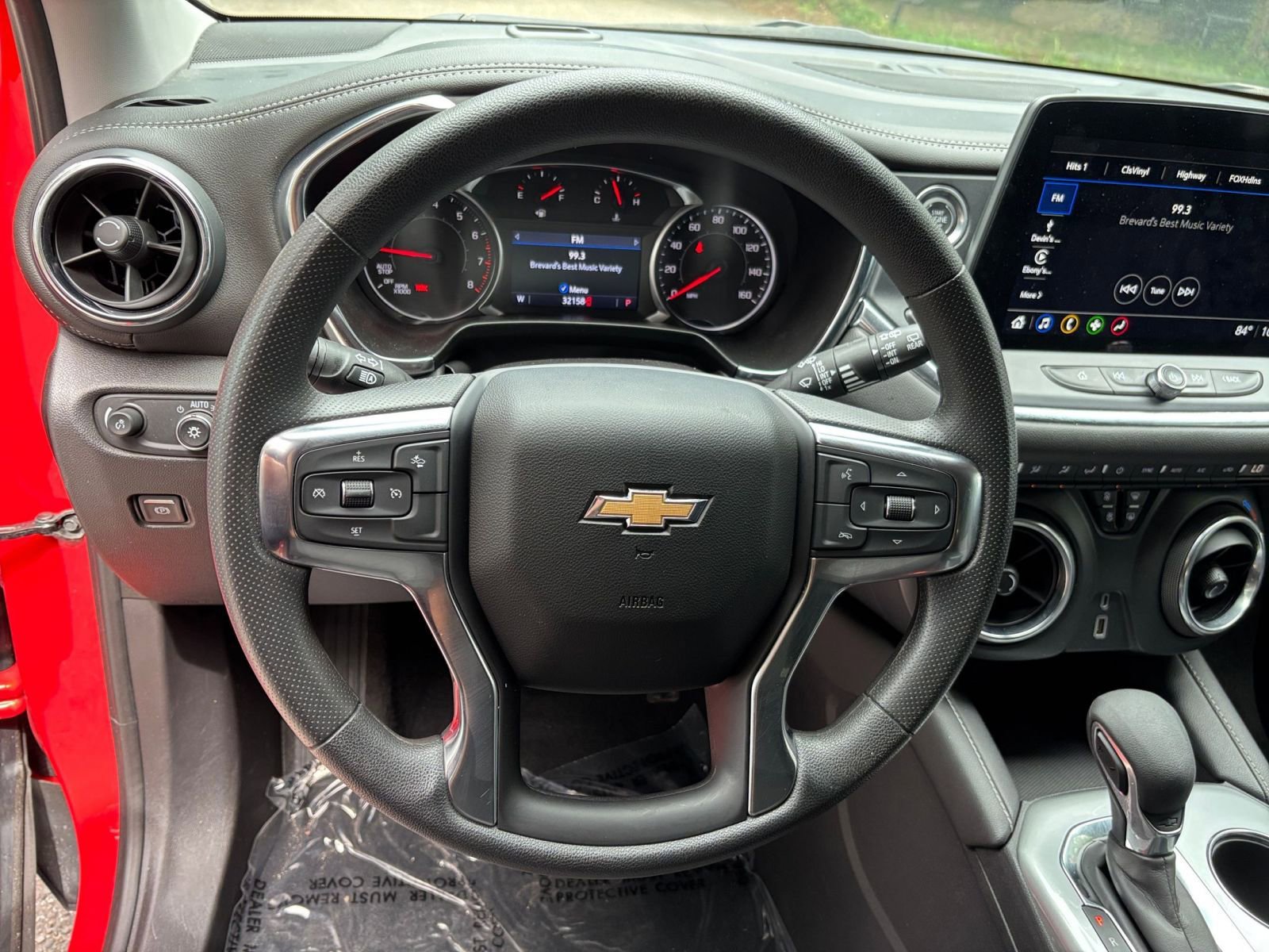 Used 2025 Chevrolet Blazer LT FWD image 28