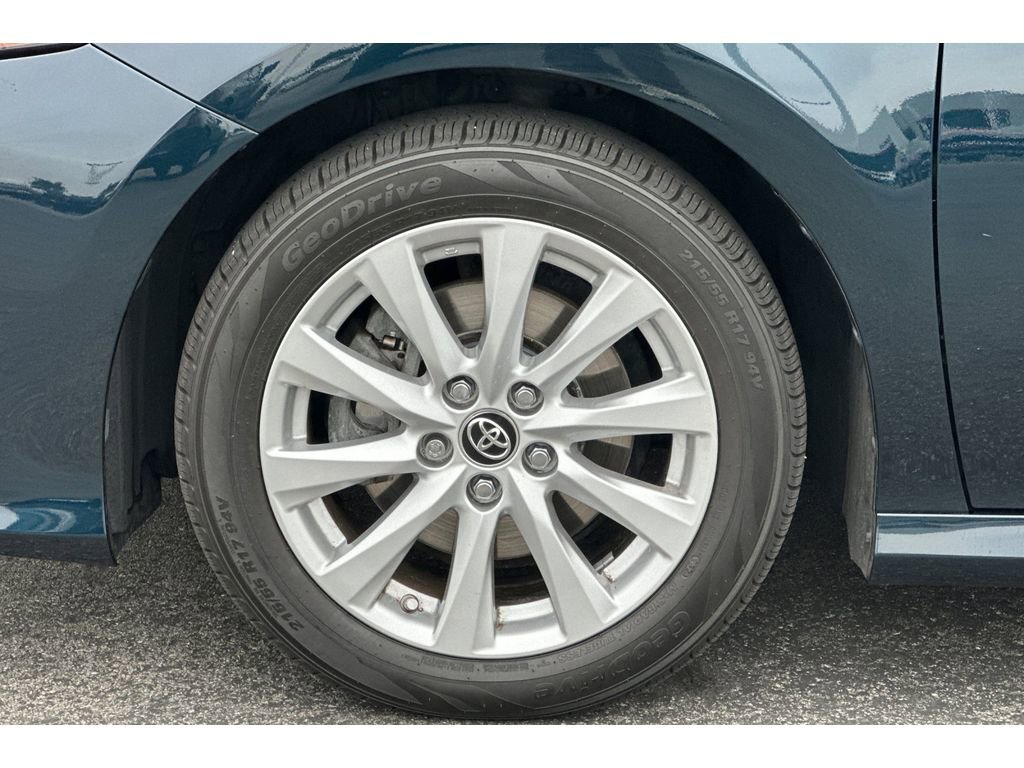 Used 2018 Toyota Camry LE w/ Convenience Package FWD image 30