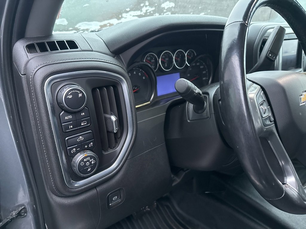 Used 2019 Chevrolet Silverado 1500 LT image 12