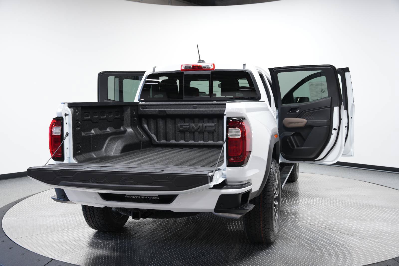 New 2026 GMC Canyon Denali AWD/4WD image 11