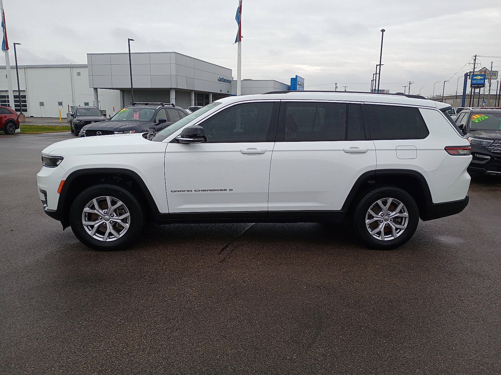 Used 2021 Jeep Grand Cherokee L Limited image 4