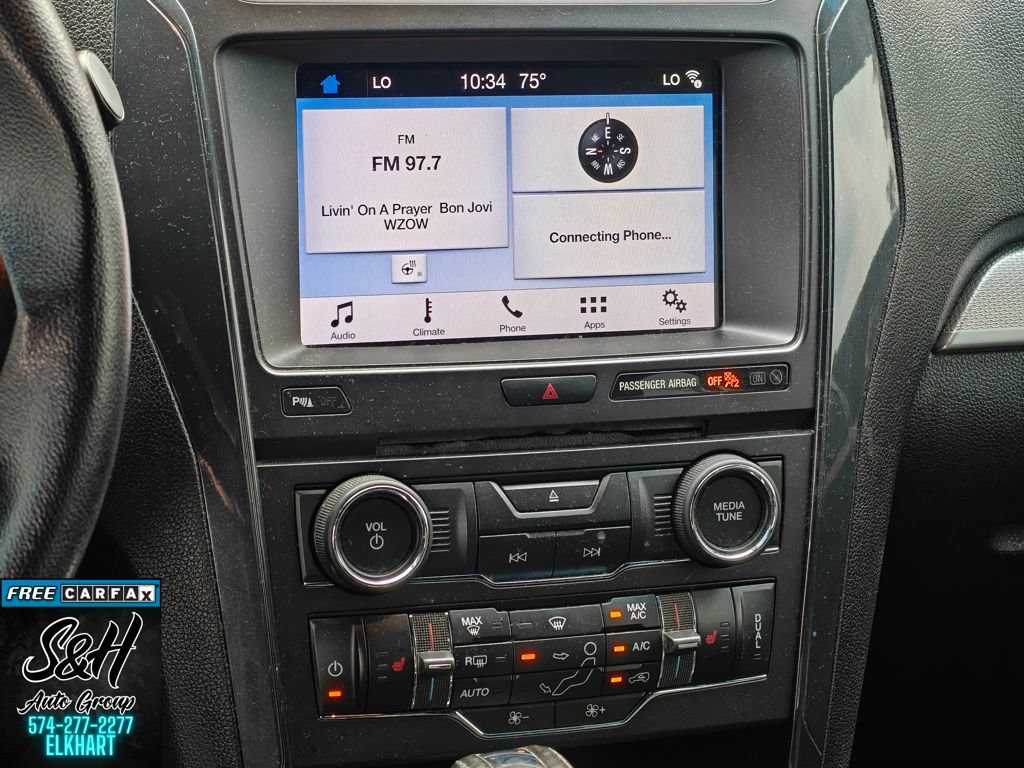 Used 2017 Ford Explorer XLT w/ Equipment Group 201A FWD image 7