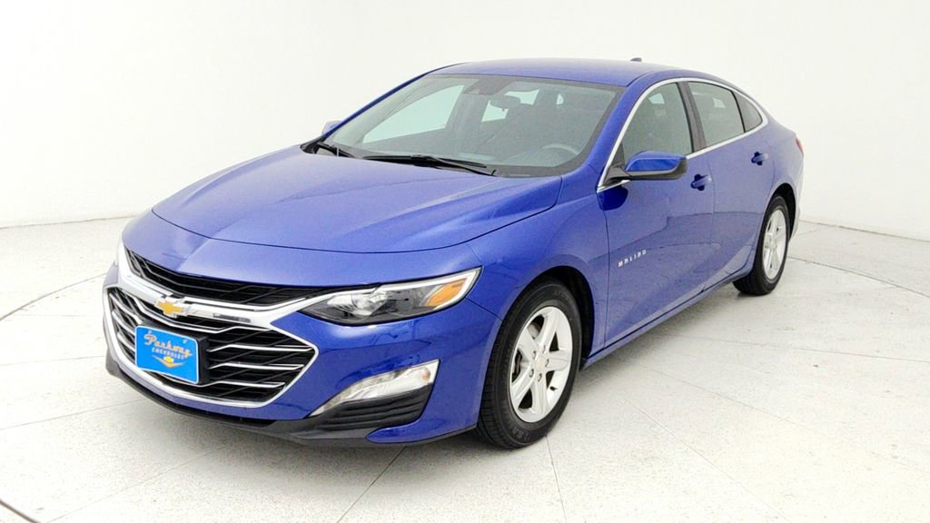 Used 2023 Chevrolet Malibu LT image 1