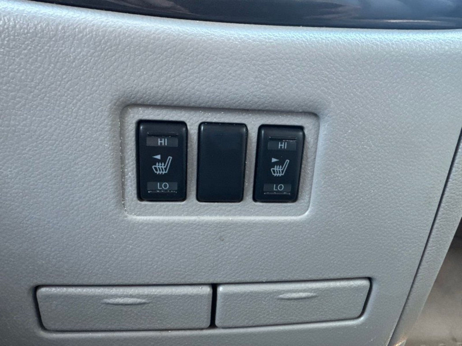 Used 2014 Nissan Quest SV w/ Leather Package FWD image 20