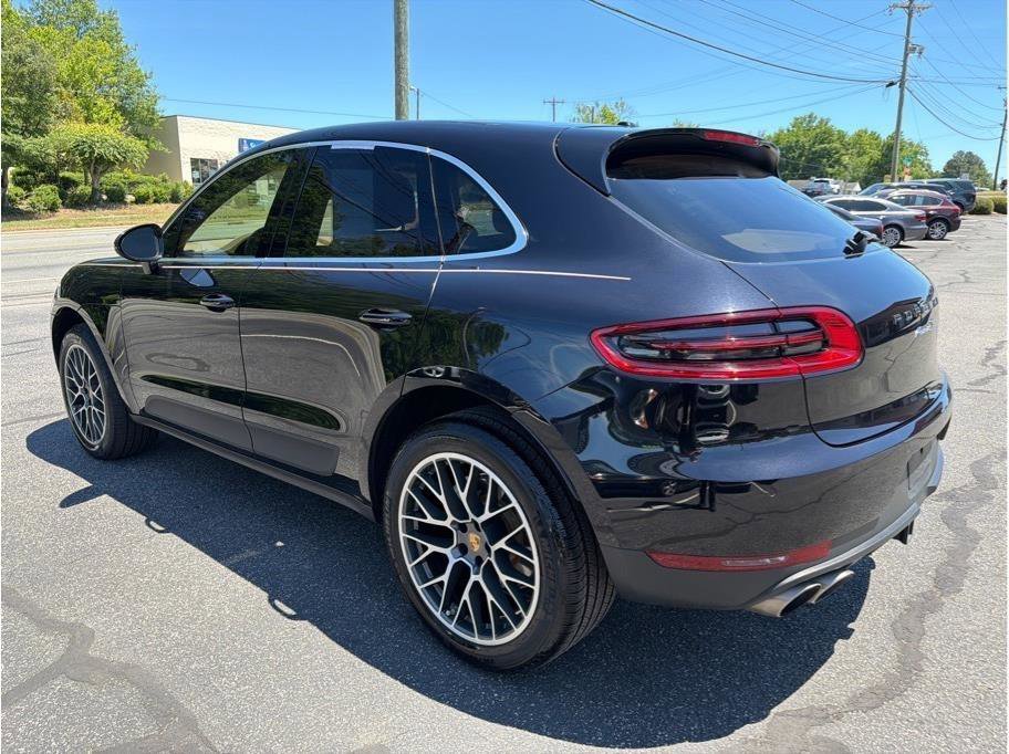 Used 2015 Porsche Macan S AWD/4WD image 4