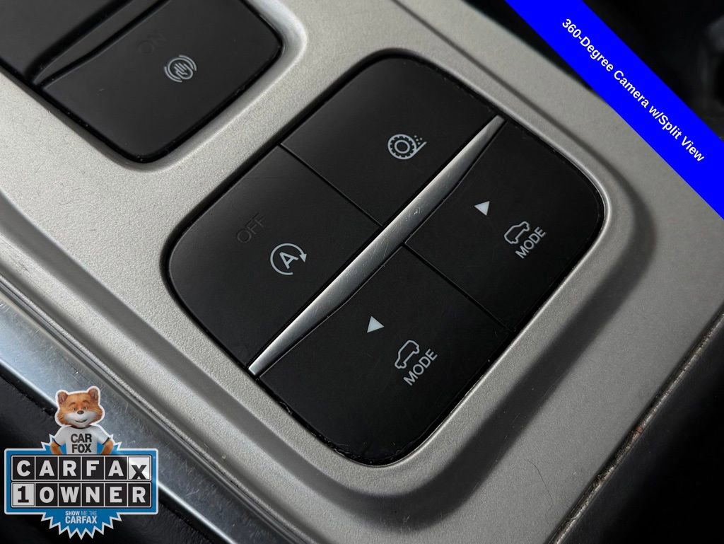 Used 2024 Ford Explorer XLT w/ Equipment Group 202A image 19