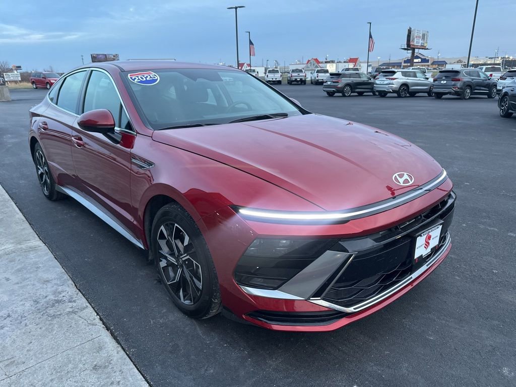 Used 2025 Hyundai Sonata SEL image 4