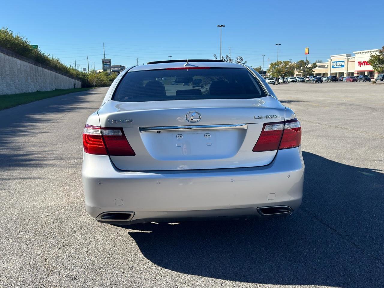 Used 2007 Lexus LS 460 RWD image 4