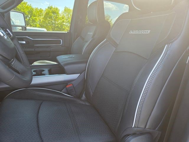 Used 2026 RAM 2500 Laramie AWD/4WD image 2