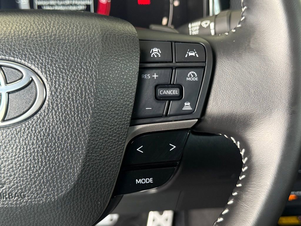 Certified 2025 Toyota Camry SE image 25