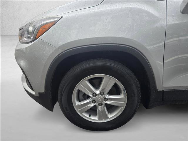 Used 2019 Chevrolet Trax LT w/ LT Convenience Package image 10