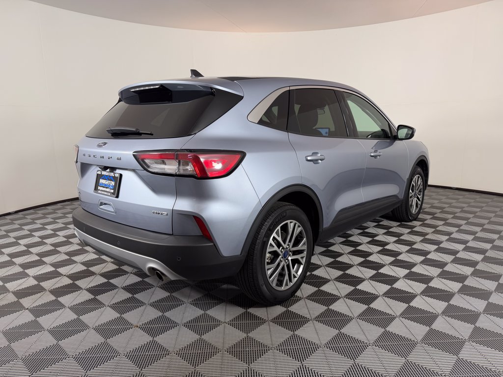 Used 2022 Ford Escape SEL w/ Technology Package AWD/4WD image 3