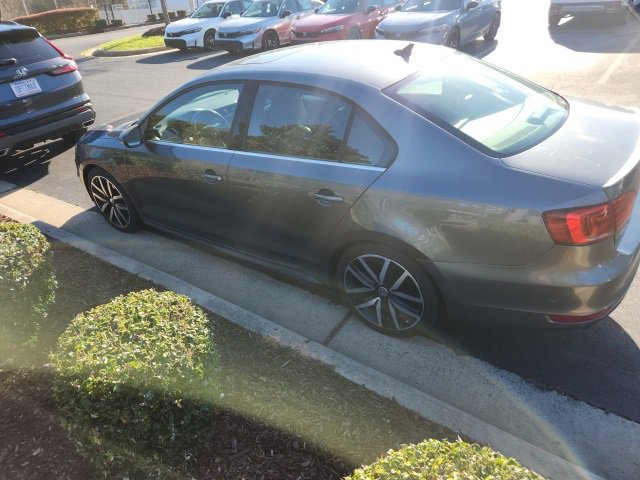 Used 2014 Volkswagen Jetta GLI image 11