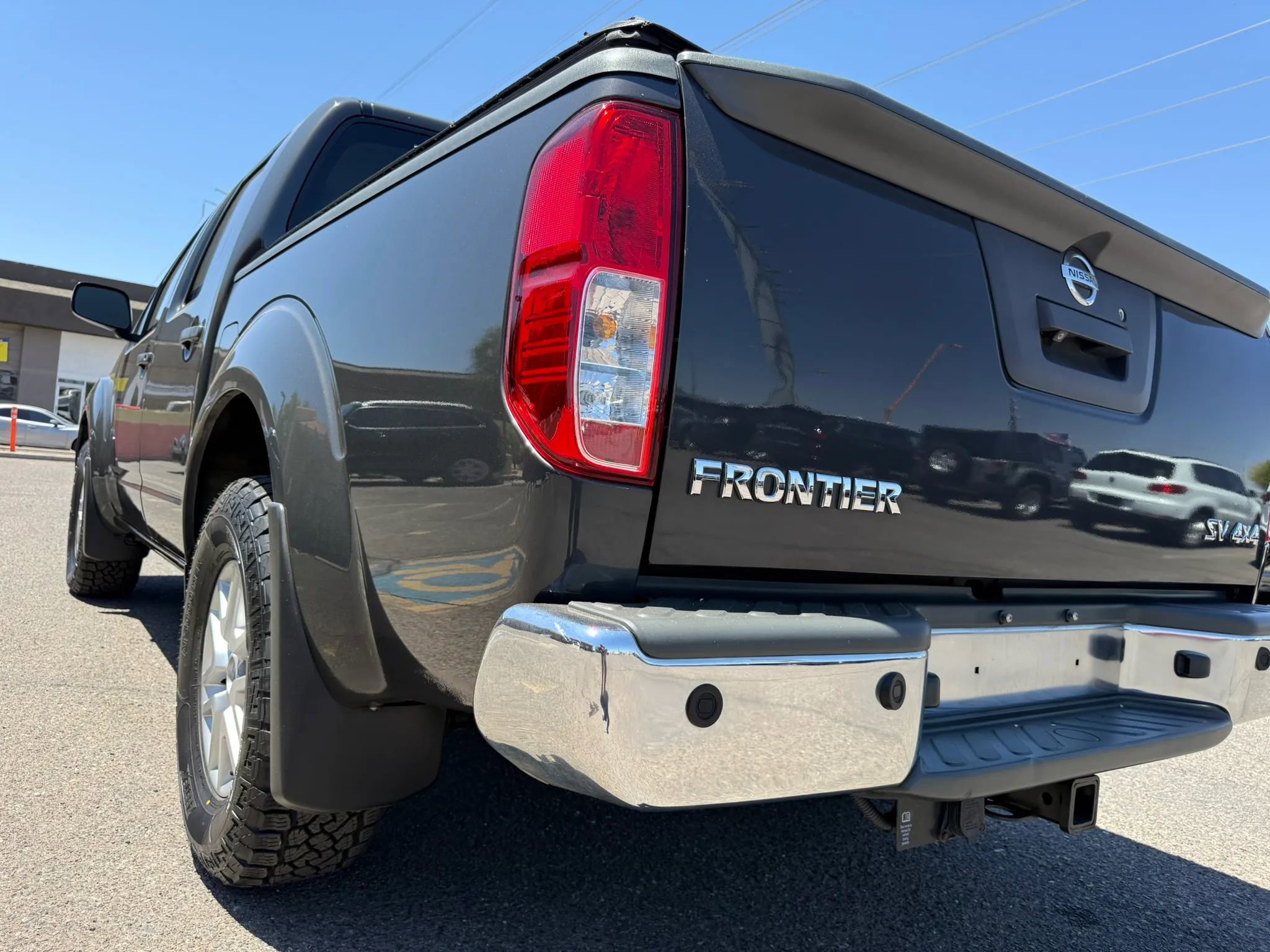 Used 2015 Nissan Frontier SV w/ SV Value Truck Package AWD/4WD image 44