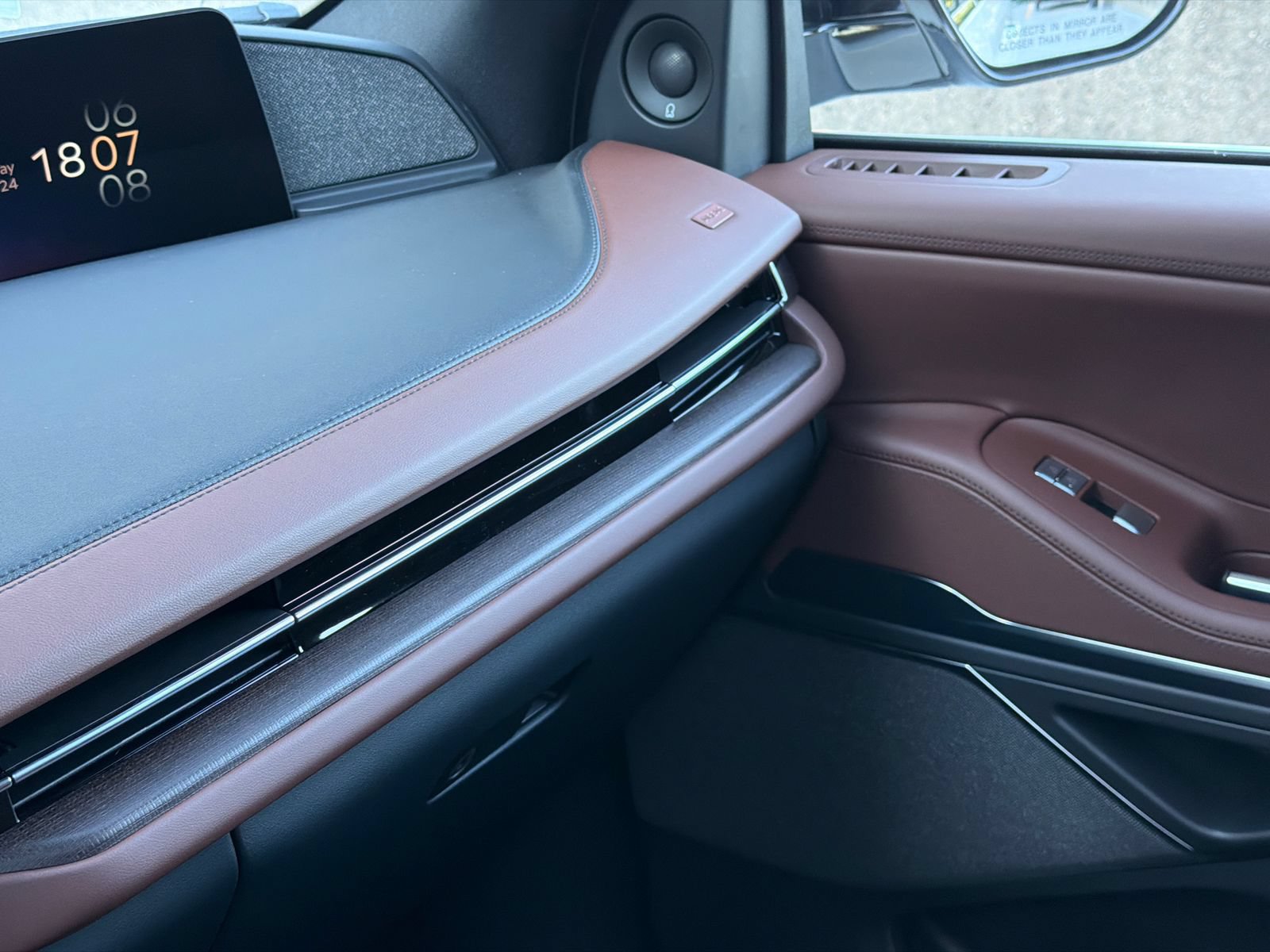 New 2026 Lincoln Navigator L Reserve AWD/4WD image 33