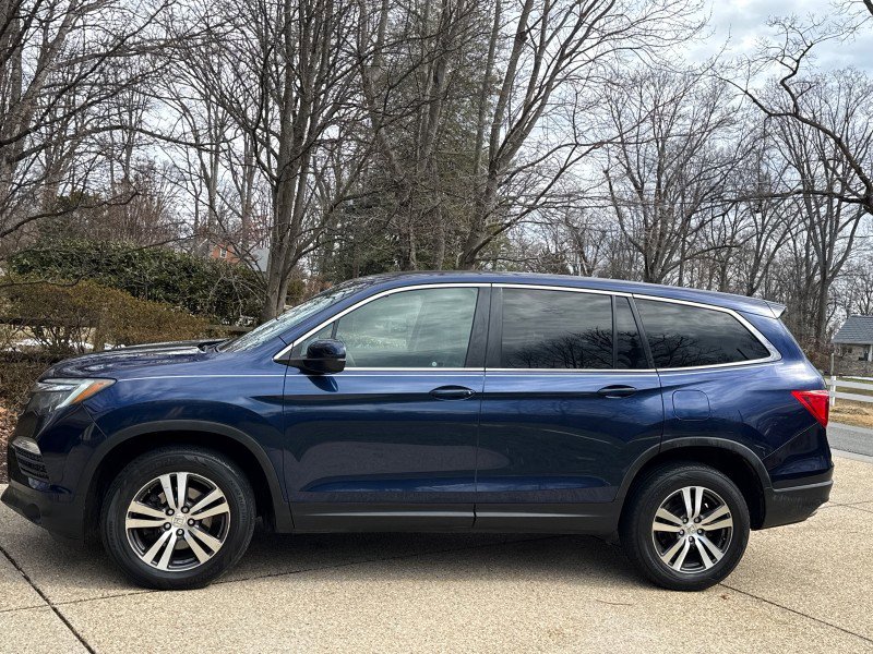 Used 2017 Honda Pilot EX image 7