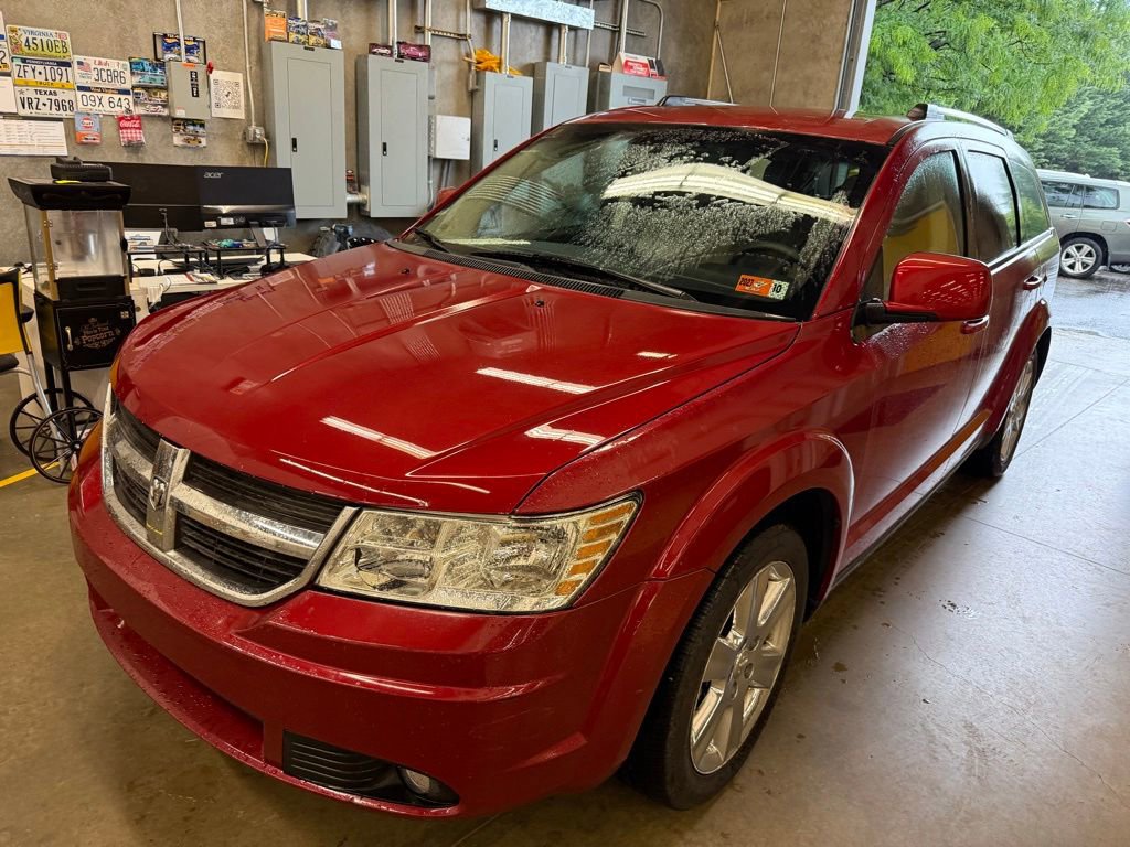 Used 2010 Dodge Journey SXT w/ Flexible Seating Group FWD image 1