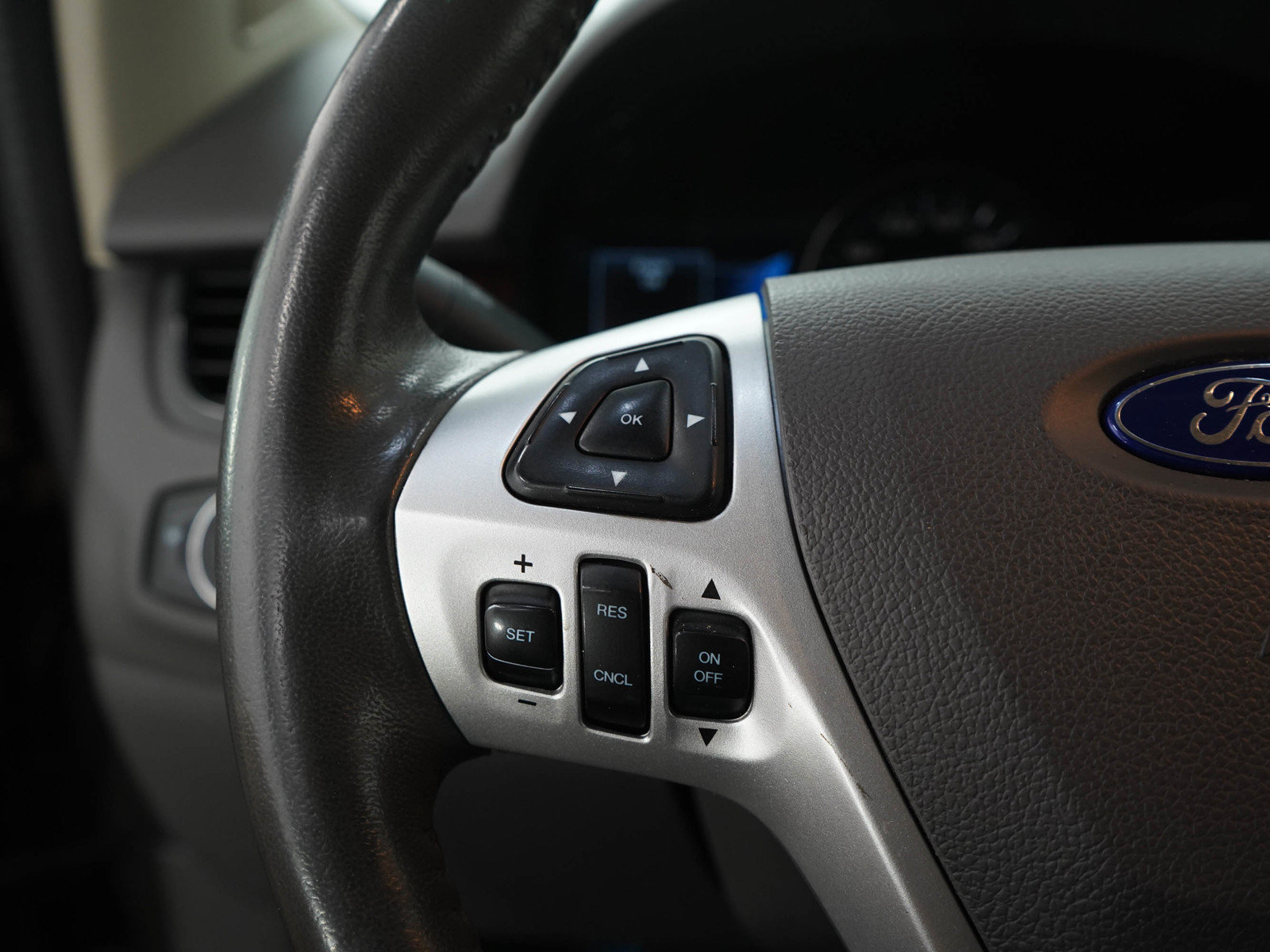 Used 2014 Ford Edge Limited FWD image 26