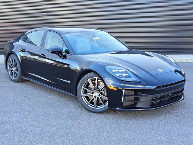 New 2026 Porsche Panamera 4 image 9