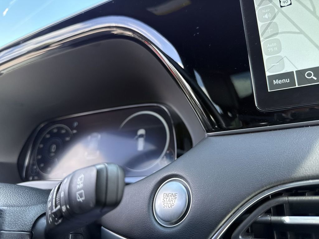 Used 2022 Hyundai Palisade Calligraphy w/ Winter Package image 16