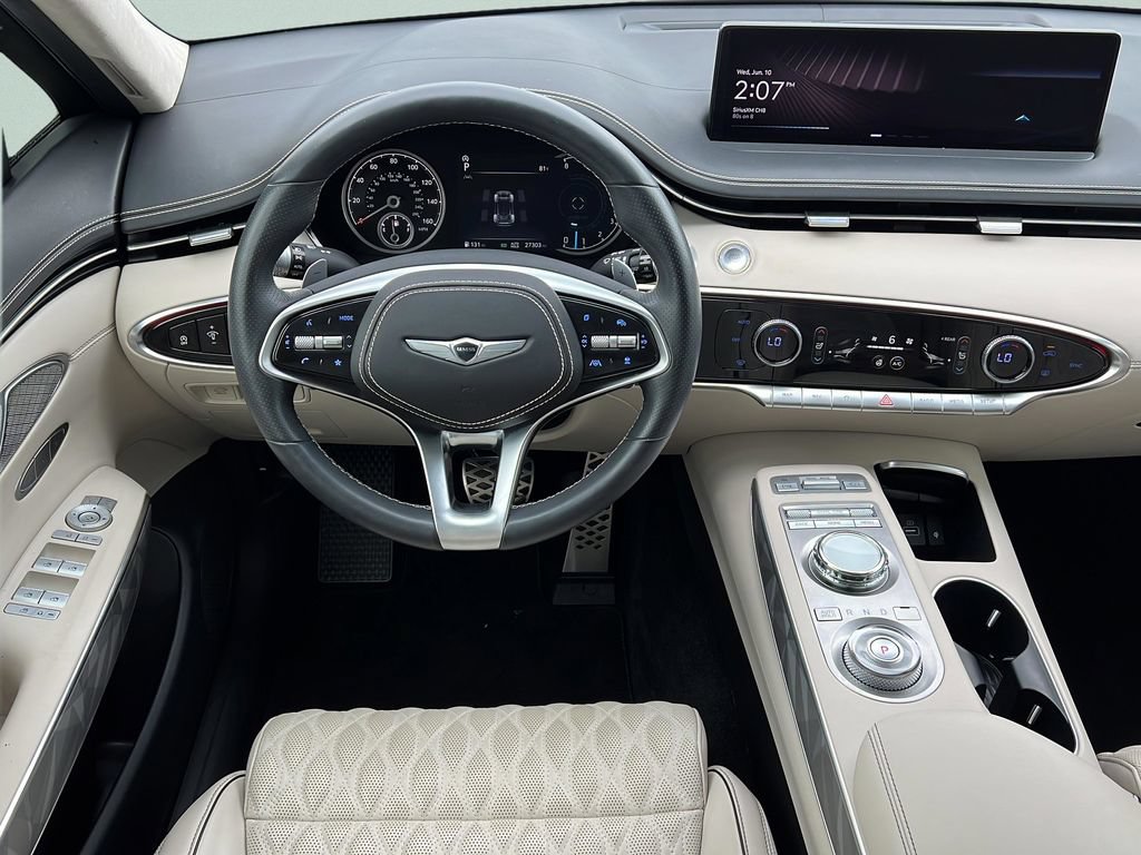 Used 2022 Genesis GV70 3.5T Sport w/ Sport Advanced Package AWD/4WD image 12