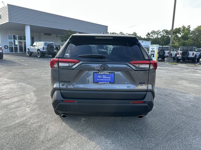 Used 2022 Toyota RAV4 XLE w/ Convenience Package FWD image 26
