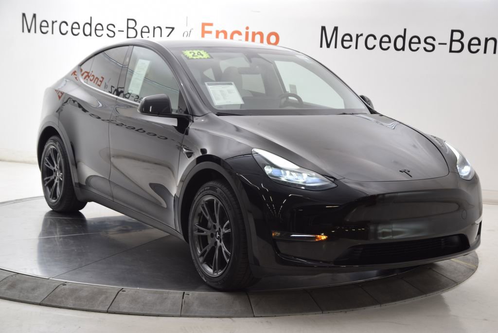 Used 2024 Tesla Model Y Long Range image 8