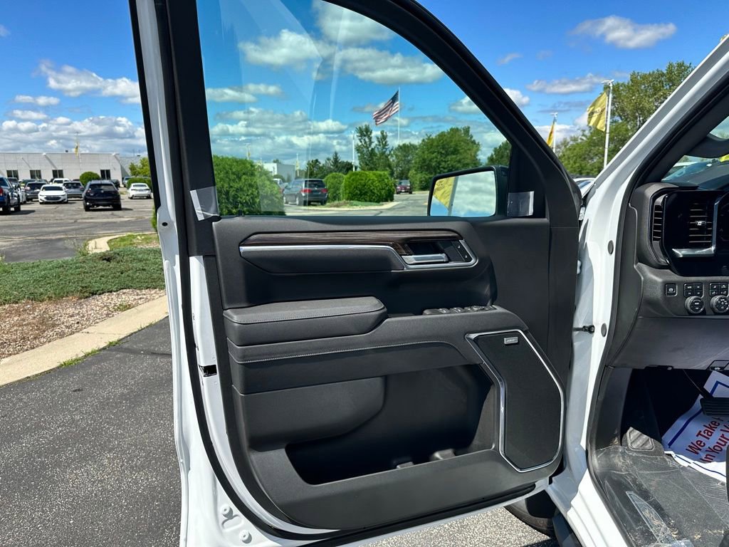 New 2025 Chevrolet Silverado 1500 RST w/ Convenience Package II image 32