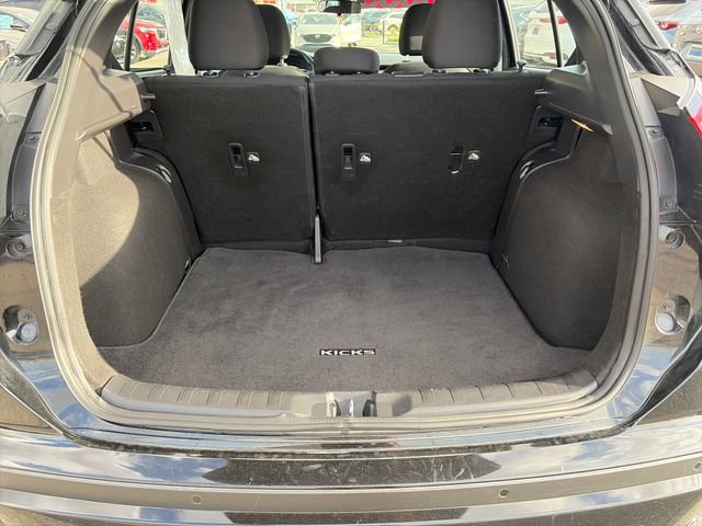 Used 2023 Nissan Kicks S FWD image 18