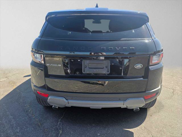 Used 2018 Land Rover Range Rover Evoque SE AWD/4WD image 4