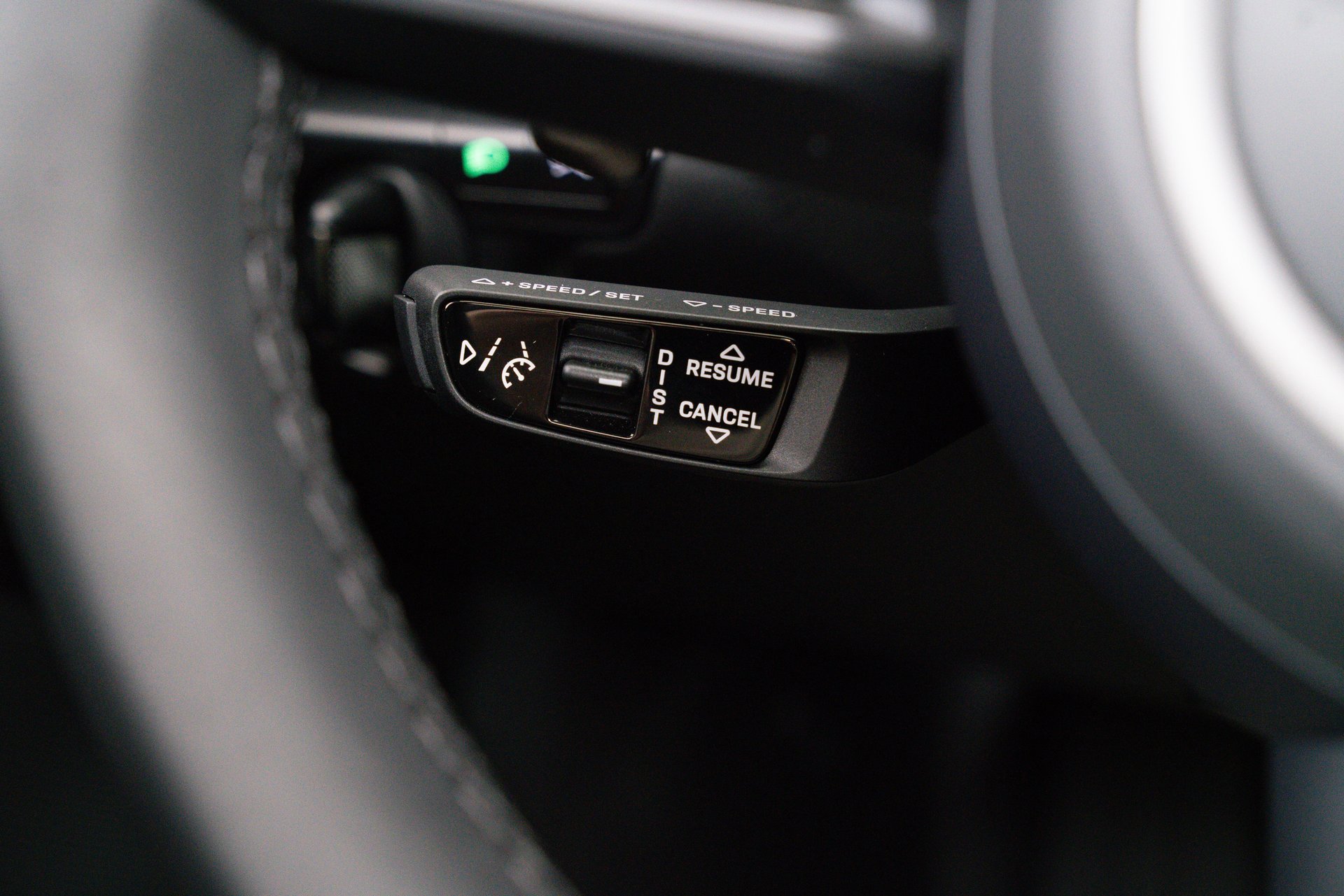 Used 2024 Porsche 911 Targa 4S w/ Premium Package image 23