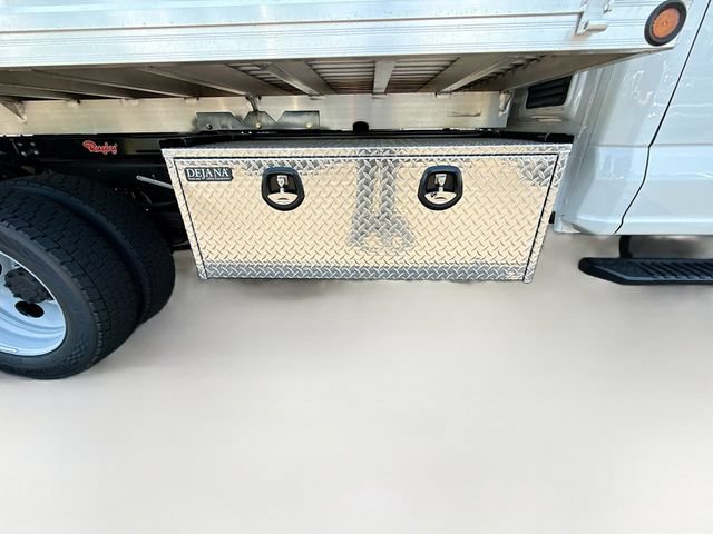 New 2026 Ford F550 4x4 Crew Cab image 27
