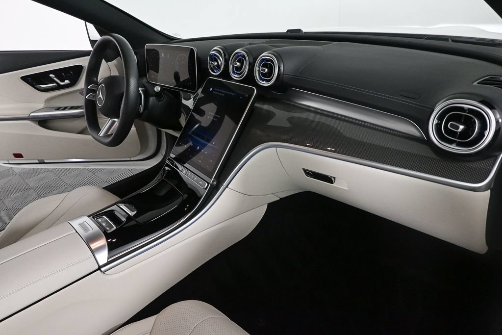 Certified 2024 Mercedes-Benz CLE 450 4MATIC Cabriolet image 21