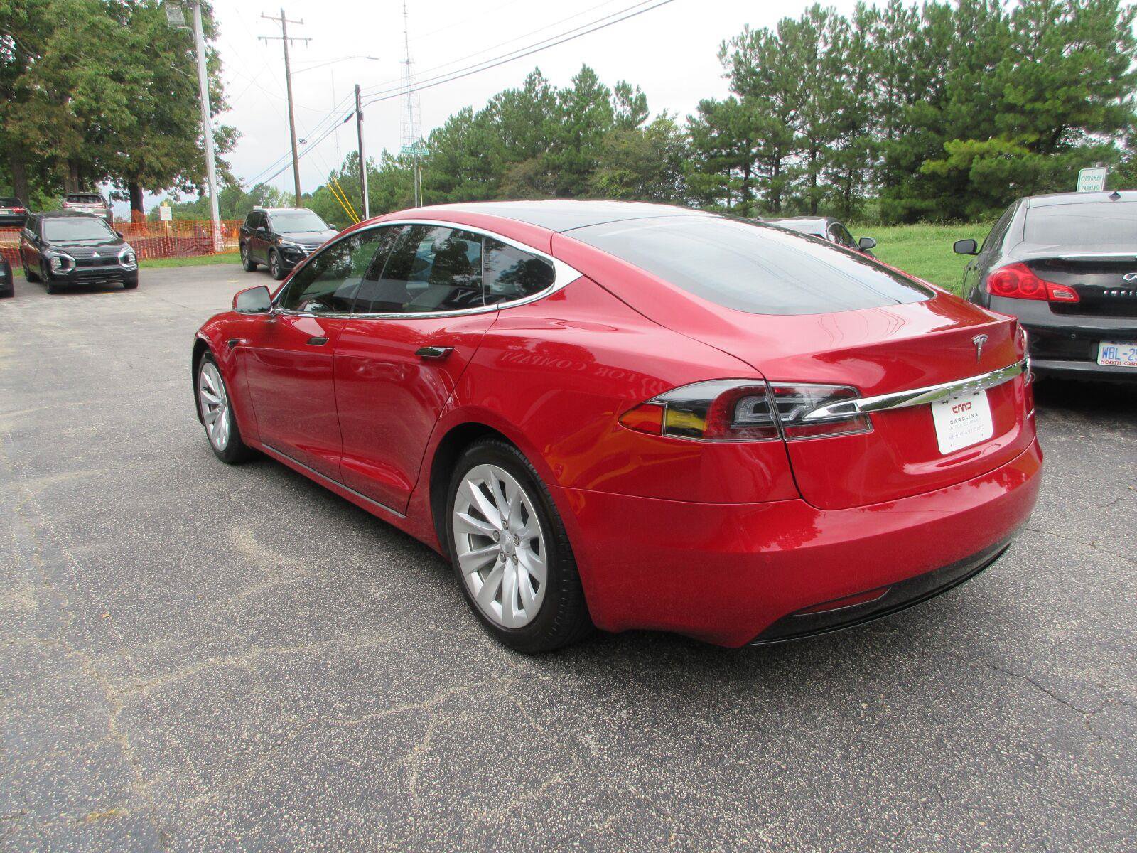 Used 2020 Tesla Model S Long Range Plus AWD/4WD image 7