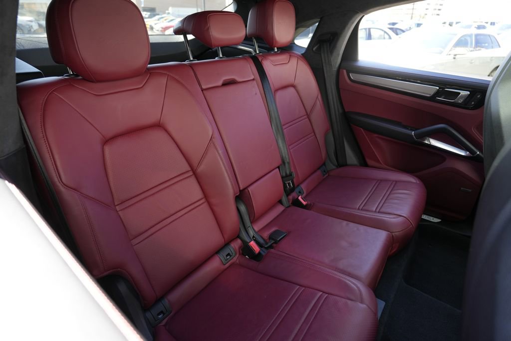 Used 2023 Porsche Cayenne Turbo w/ Premium Package Plus (PI3) image 32