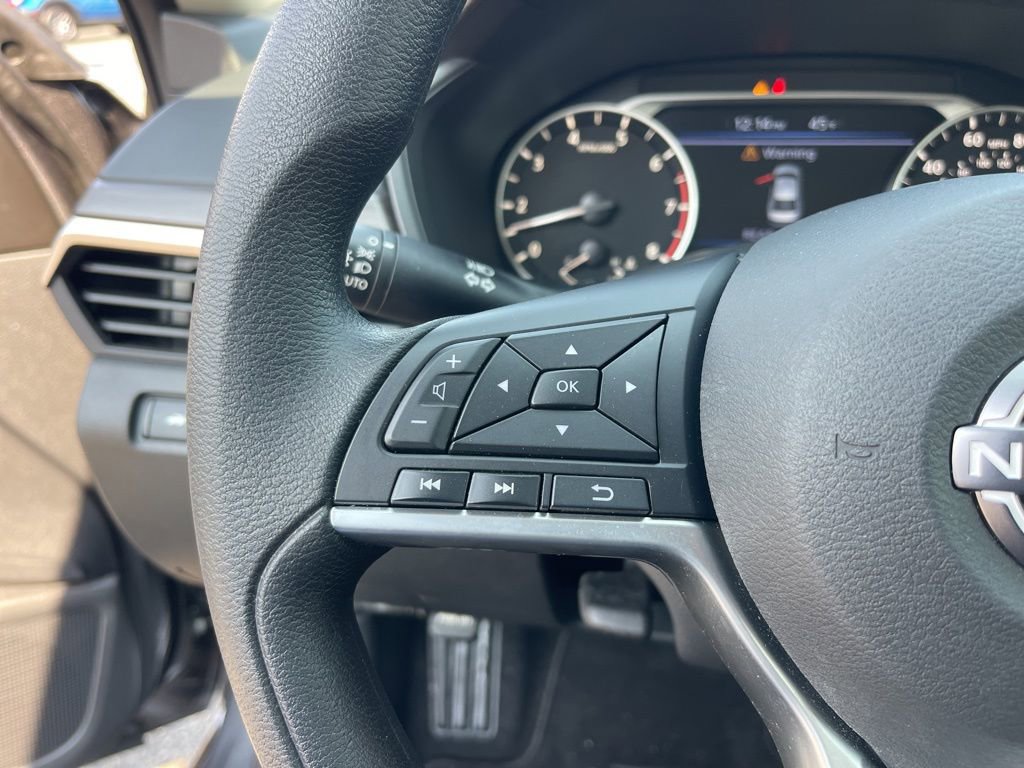 Certified 2025 Nissan Altima 2.5 SV image 16