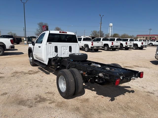 New 2026 GMC Sierra 3500 Pro w/ Convenience Package image 4