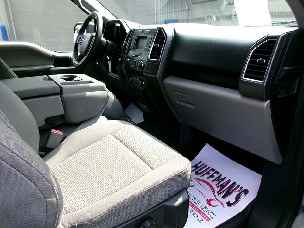 Used 2017 Ford F150 XLT image 10